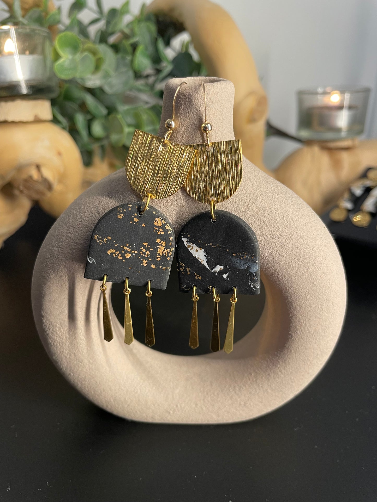 "Marbre noir doré" n°8