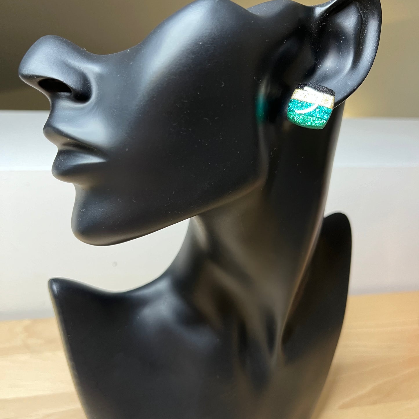 "Vert, or et noir", n°5