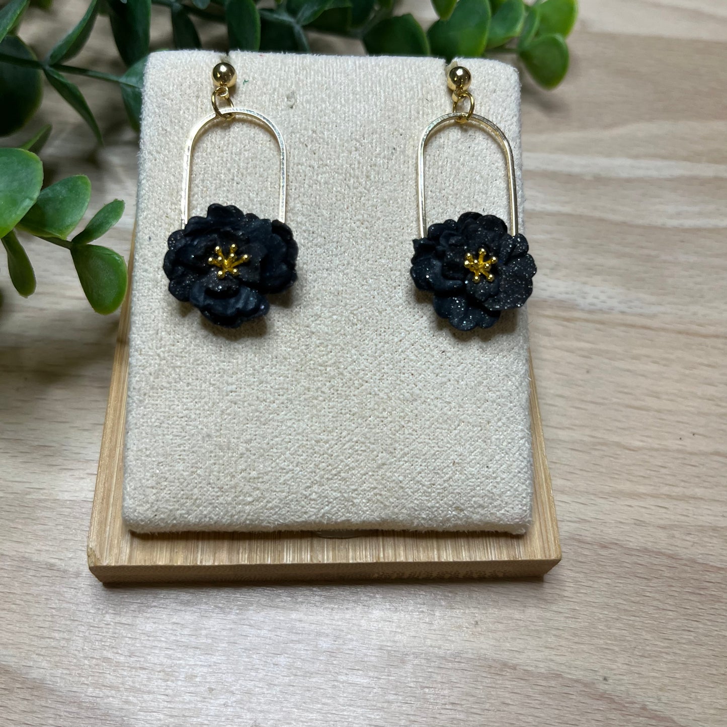 Fleurs noires pailletées, n°2